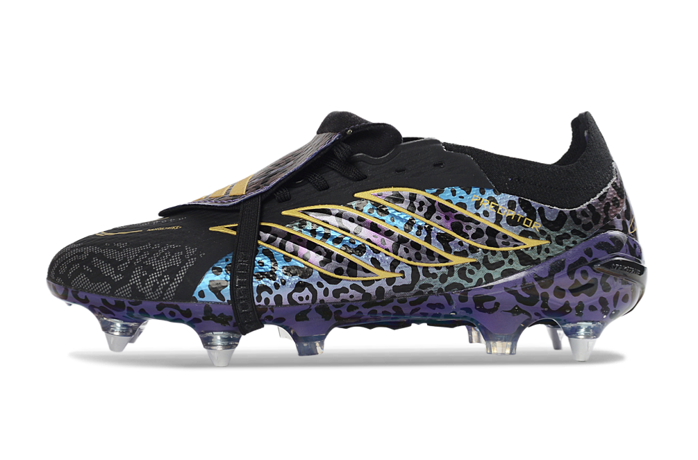 Predator Elite Tongue SG Football Boots | Retrokick