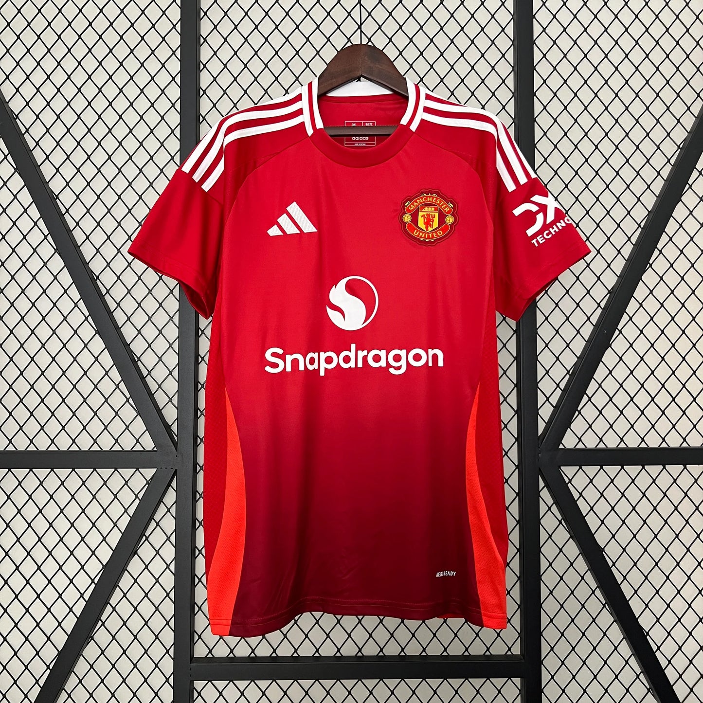 Man United 24/25 Home Shirt