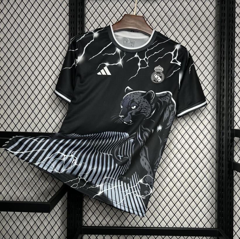 Real Madrid 25/26 Panther Shirt (Special Edition)