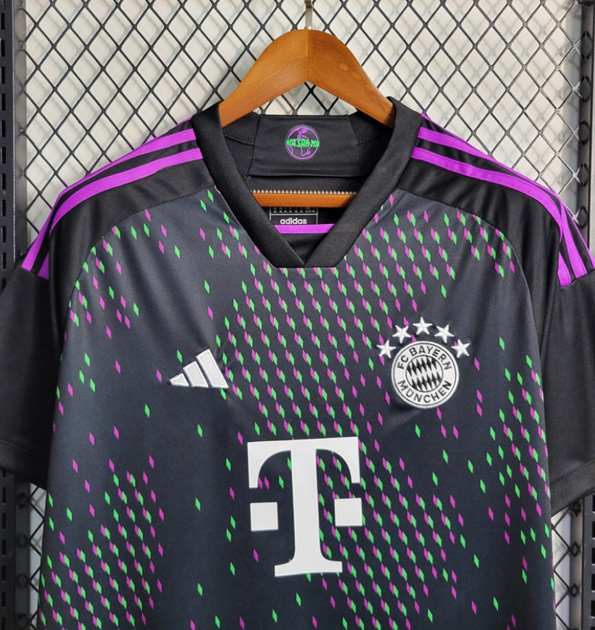 Bayern Munich 23/24 Away Shirt